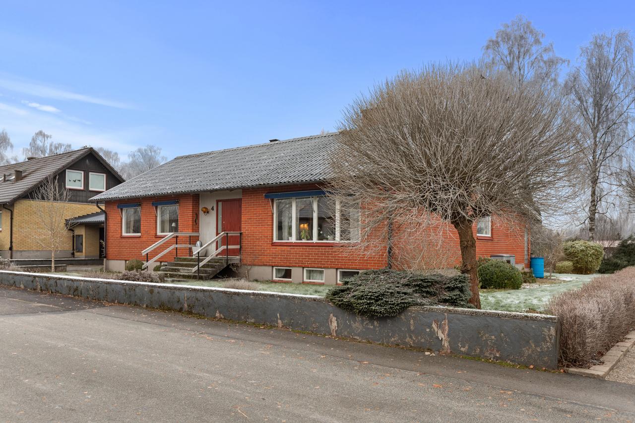 Villa till salu på Finkvägen 4, Sösdala, Hässleholm - Booli