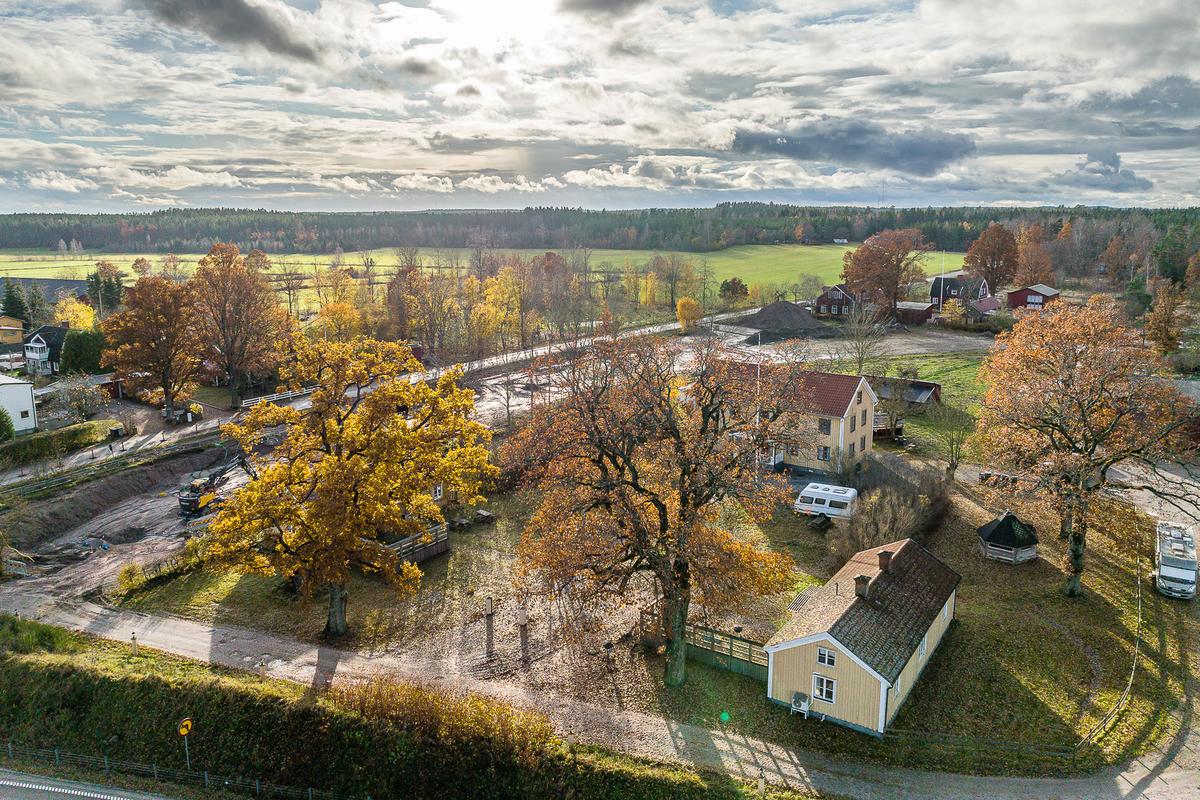 g-rd-till-salu-p-mommeh-ls-g-rd-mommeh-l-v-stervik-booli