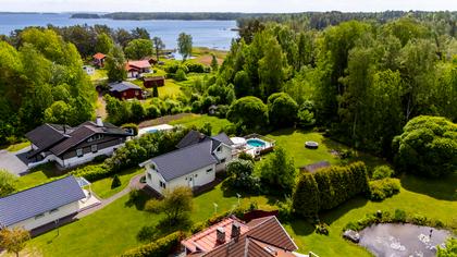 Hus till salu på Hammarö kommun – Booli