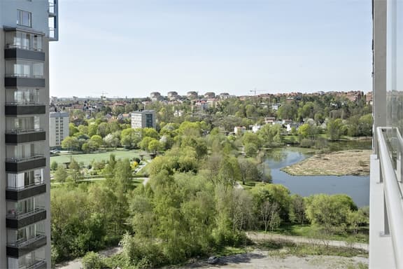 Evenemangsgatan 30, Solna