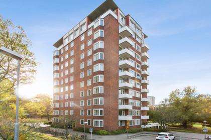 Färnebogatan 62, Farsta Centrum