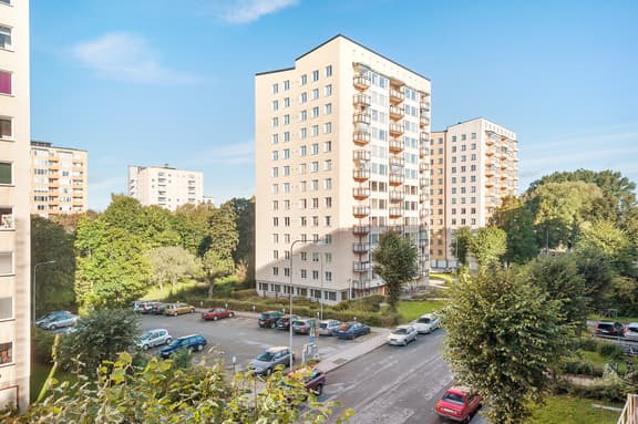 Nybodagatan 10, Solna