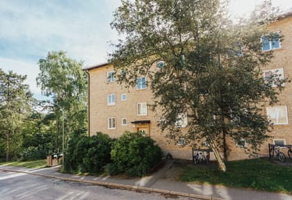 Bårdgränd 9, Bromma