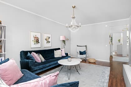 Lammholmsbacken 222, Vårby Gård