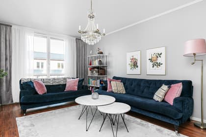 Lammholmsbacken 222, Vårby Gård