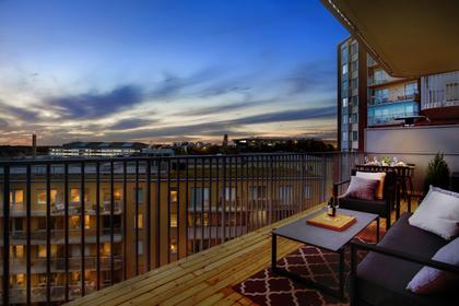 Armégatan 11A, Huvudsta