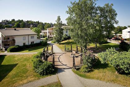 Britas gränd 2, Fullersta