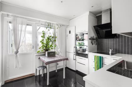 Hallonbergsplan 14, Hallonbergen