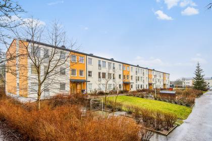 Bärkingeplan 16, Spånga