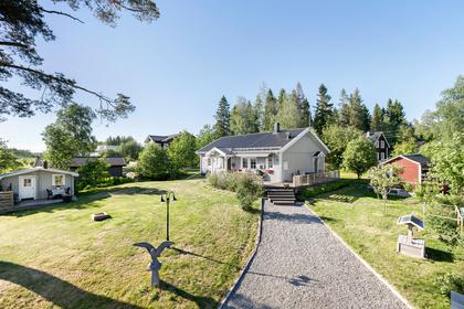 Björsbyvägen 30, Björsbyn