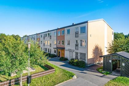 Bärkingeplan 10, Spånga