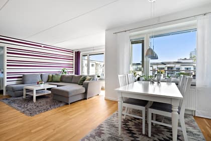 Brattforsgatan 3, Farsta