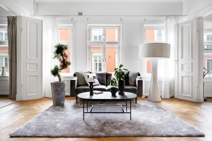 Klostergatan 8B, Centrum