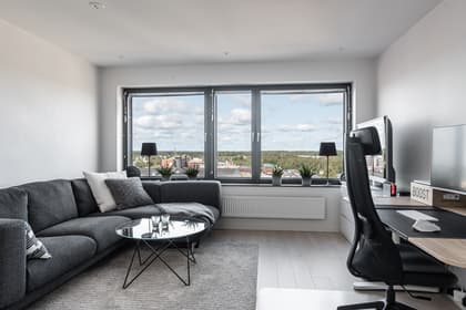 Storgatan 82D, Väster