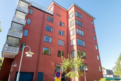 Råsundavägen 90, Råsunda