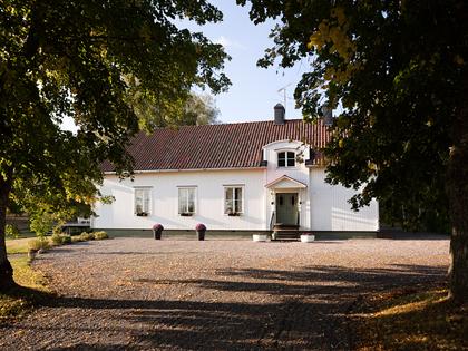 Villberga Rösta 4, Grillby