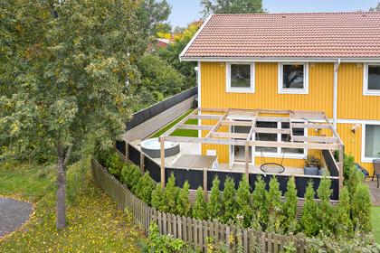 Lillies väg 25, Viby