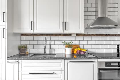 Apelgatan 5B, Salabacke