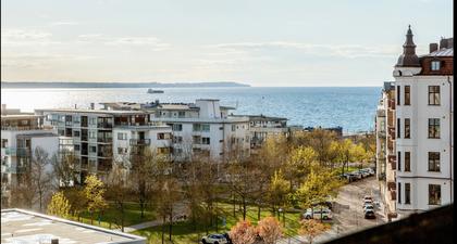 Drottninggatan 74, Norr
