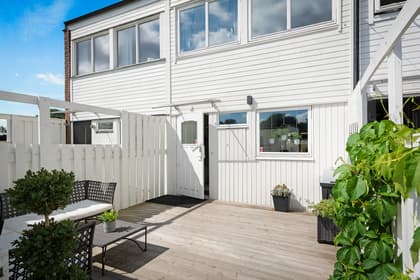 Byvägen 132, Ella Gård