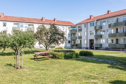 Krondikesvägen 32A, Blomängen