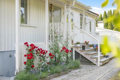 Ansgariusvägen 4, Tuna