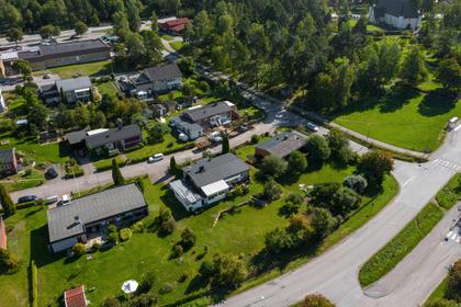 Rösvägen 3, Björklinge