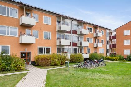 Midgårdsvägen 14, Täby Kyrkby