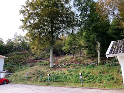 Adress saknas, Hjälteby