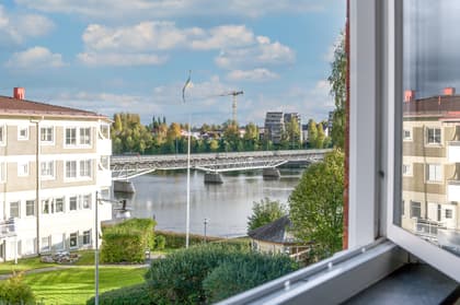 Köpmangatan 1B, Centrum