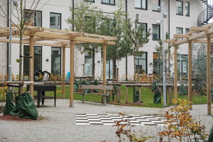 Atles gata 5, Hyllie