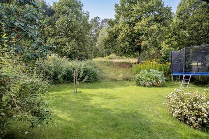 Vinbärsstigen 5, Kungsängen