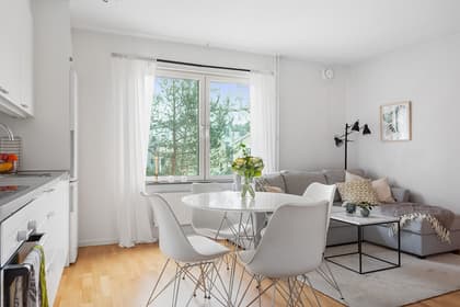 Astri Taubes Torg 4, Enskededalen