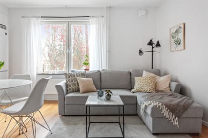 Astri Taubes Torg 4, Enskededalen