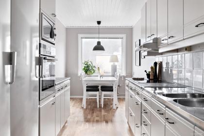 Rullharvsgatan 2B, Bifrost