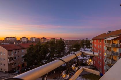 Skulptörvägen 17, Globen