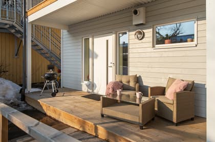 Järnvägsgatan 7A, Öst På Stan