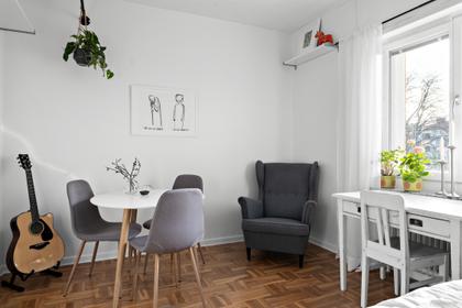 Gustavsbergsgatan 3C, Sommarro