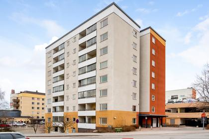 Gröndalsvägen 1, Tumba