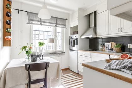 Brunnsgatan 16, Centrum