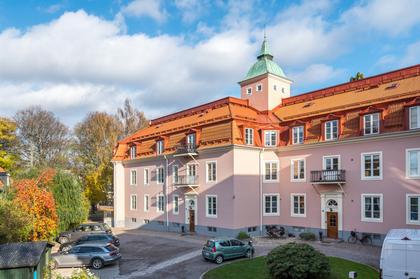 Kristinaplatsen 2, Centrum