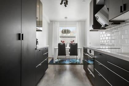 Holmingegränd 21, Tensta