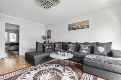 Holmingegränd 21, Tensta