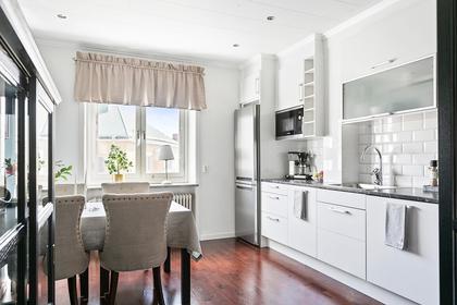 Östra Promenaden 45B, Centralt