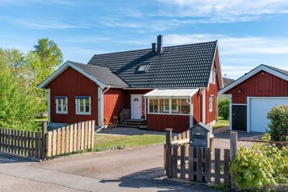 Lidhemsvägen 42, Lindsdal