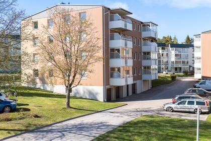 Tomtegränd 12
