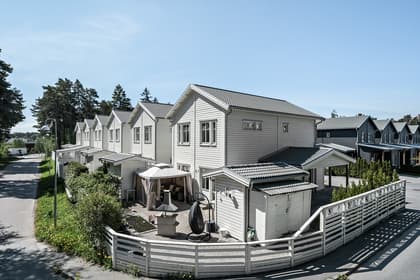 Syster Emmas väg 1, Brunnby Park