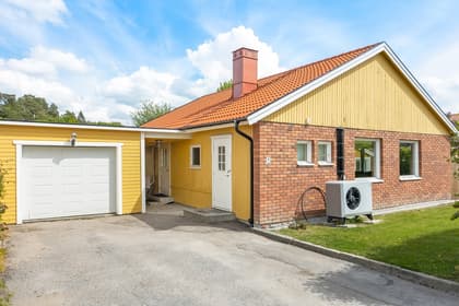 Babordsvägen 8, Bålsta