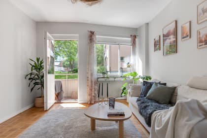 Näckrosvägen 22, Råsunda