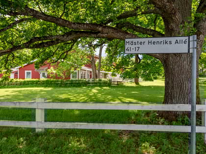 Mäster Henriks Allé 33, Viby